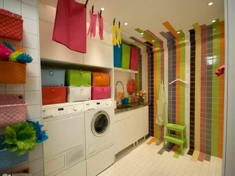 azulejos-coloridos-em-lavanderia