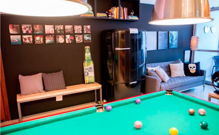 Sala de bilhar, salão de jogos de snooker, salão de bilhar